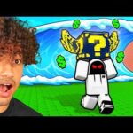 ROBLOX ESCAPE TSUNAMI FOR LUCKY BLOCKS..